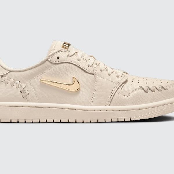 Βρήκαμε τα sneakers που ταιριάζουν με όλα