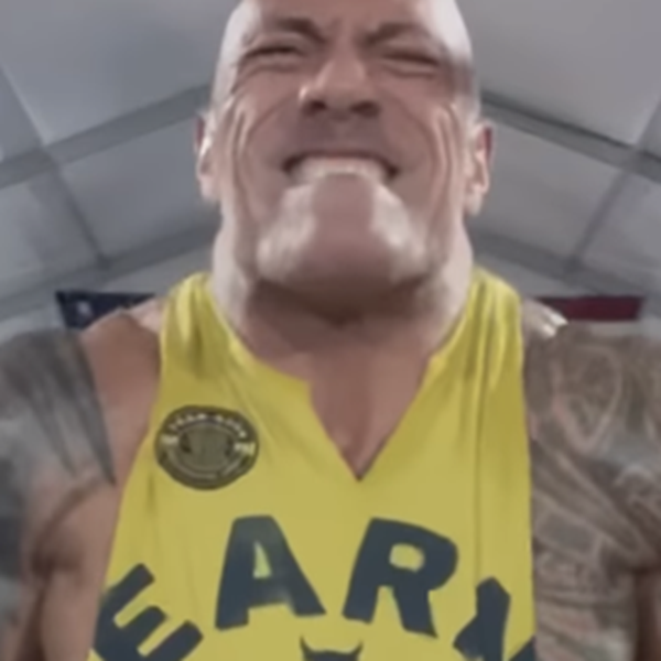 Η εξωφρενική προπόνηση του The Rock