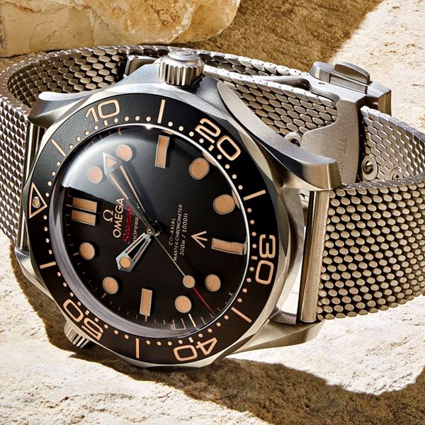 To νέο Omega Seamaster είναι το ωραιότερο ρολόι που φόρεσε ποτέ ο James Bond