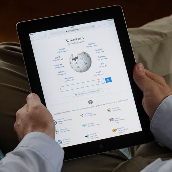 H σκοτσέζικη Wikipedia είναι το πιο χοντρό αστείο του ίντερνετ