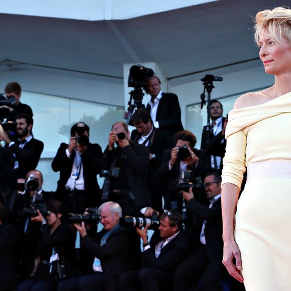 Η απόμακρη γοητεία της Tilda Swinton