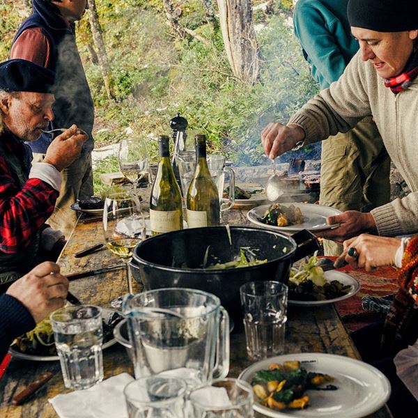 Βγαίνοντας μέσα, μπαίνοντας έξω