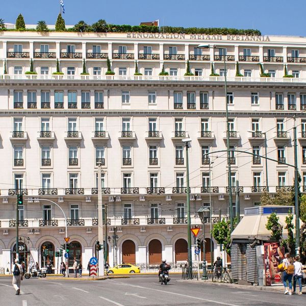 Σχεδόν 50% η πτώση στην πληρότητα των ξενοδοχείων της Αθήνας λόγω Covid-19