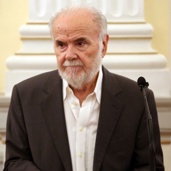 Έφυγε από τη ζωή ο ποιητής Μιχάλης Γκανάς