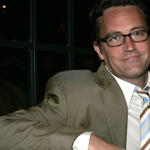 Οι έρευνες για τον θάνατο του Matthew Perry συνεχίζονται