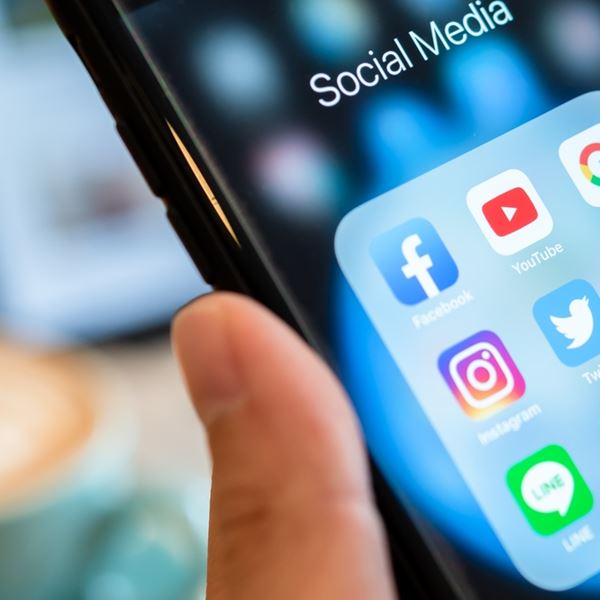 Κι αν τα social media είναι το νέο Google;