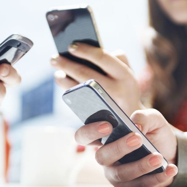 Πώς μπορείς να γράψεις κανονικά μηνύματα με τη φωνή σου