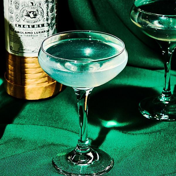 Η συνταγή και η ιστορία του Aviation