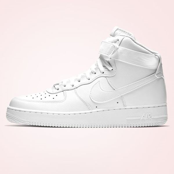 5 λευκά sneakers για να αγοράσεις τώρα και να φοράς για πάντα