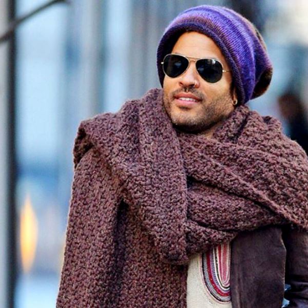 Οι μόνοι δύο τρόποι για να φορέσεις κομψά το κασκόλ