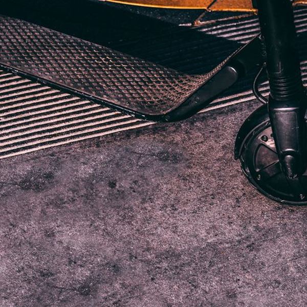 Το πρώτο ηλεκτρικό scooter της BMW