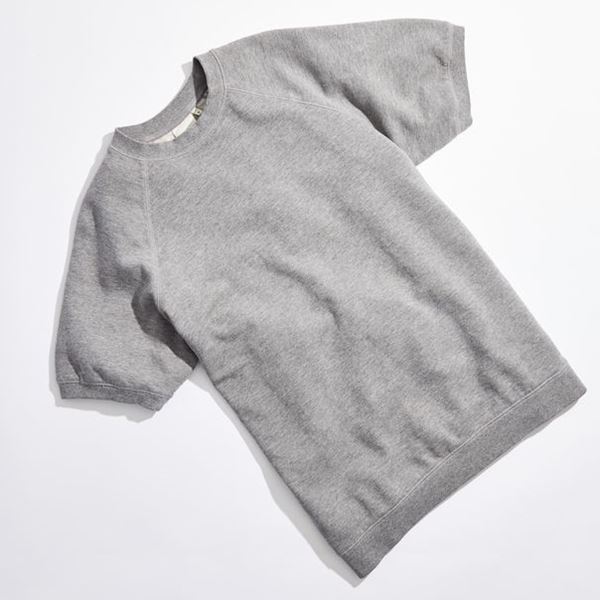 Έχετε ένα λεπτό να σας μιλήσουμε για το κοντομάνικο φούτερ;