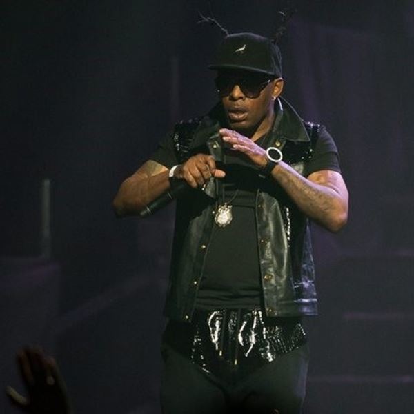 Πέθανε ξαφνικά στα 59 του ο ράπερ Coolio