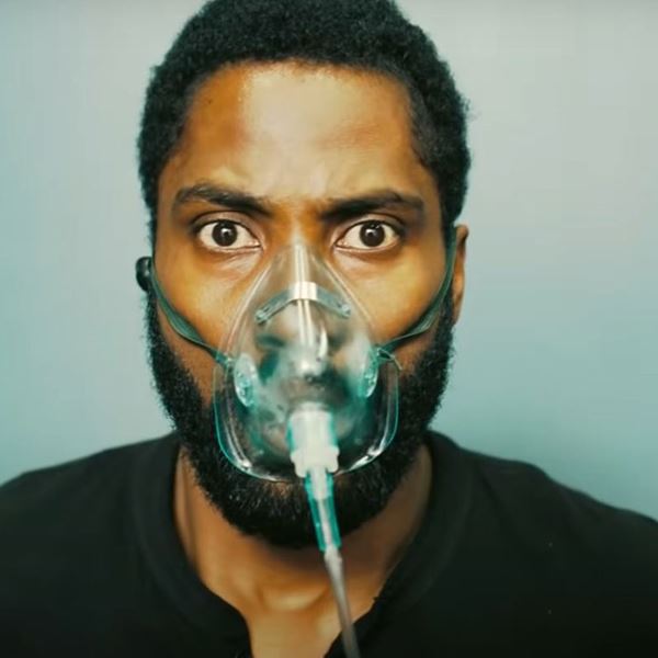 Τι γράφουν οι κριτικοί για το Tenet του Christopher Nolan