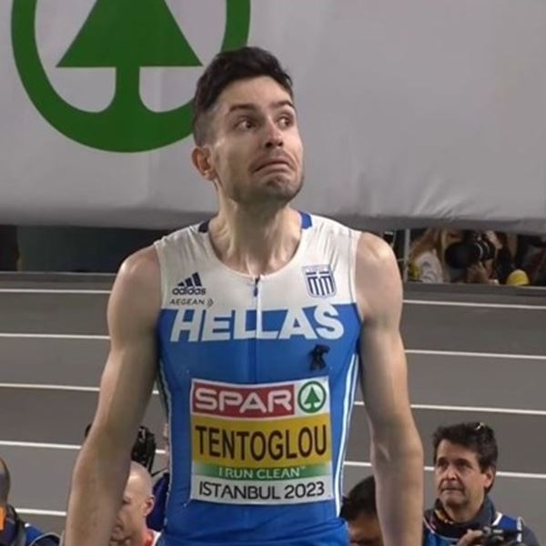 O Μίλτος Τεντόγλου δίνει ρέστα για μία ακόμη φορά