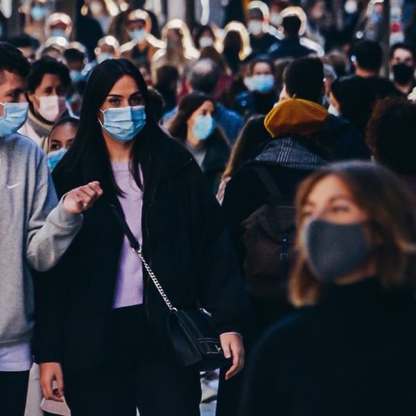 Κορονοϊός: Ανέβηκαν στα 3.407 τα νέα κρούσματα