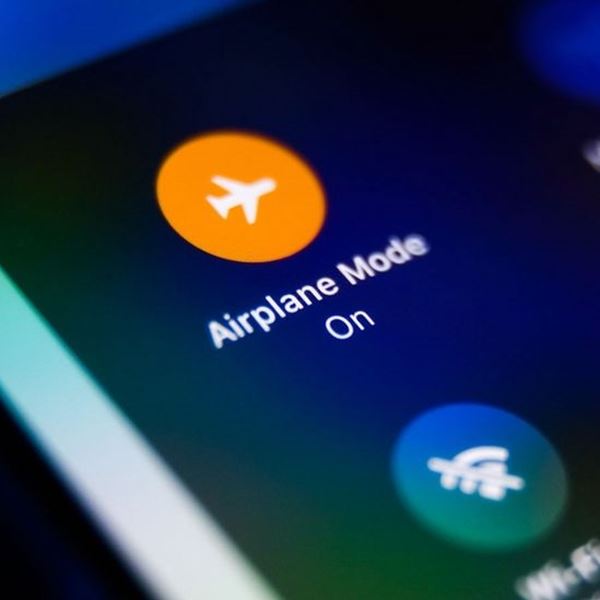 Λύνοντας το μυστήριο της λειτουργίας πτήσης στο κινητό