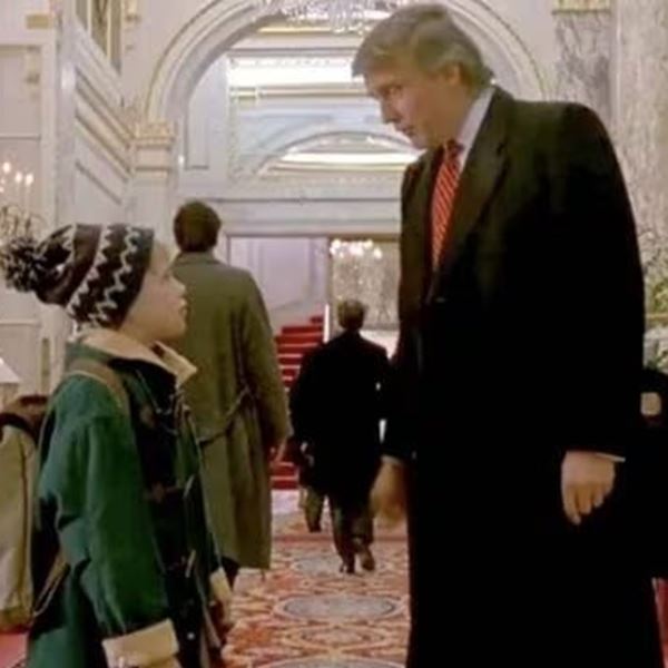 Τώρα ο Donald Trump διαψεύδει ότι επέβαλε την cameo εμφάνισή του στο Home Alone