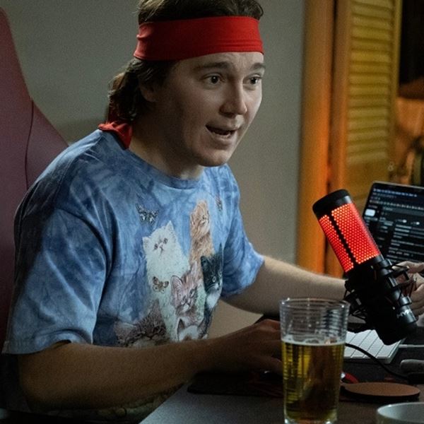 H πραγματική -και άκρως ενδιαφέρουσα- ιστορία του Dumb Money