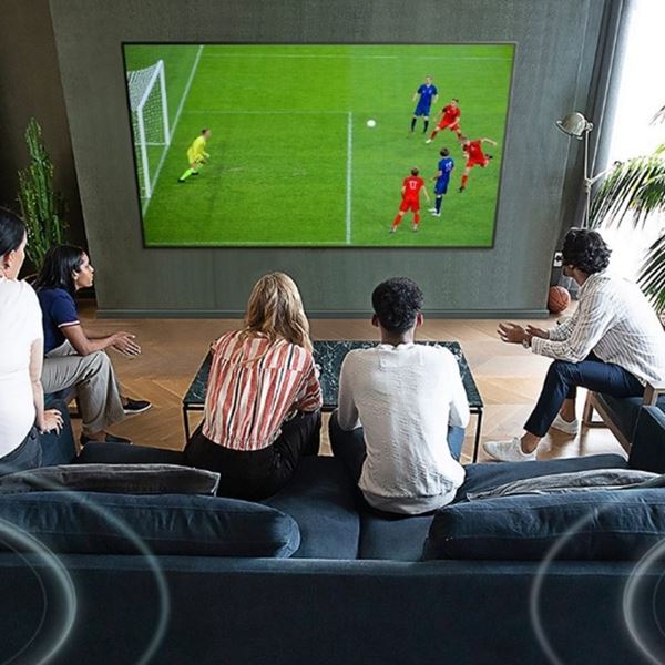 Η τηλεόραση που θα σε κάνει να νιώσεις πως βρίσκεσαι στο γήπεδο