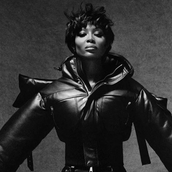 Η Naomi Campbell πρωταγωνιστεί στην καμπάνια του Hood By Air