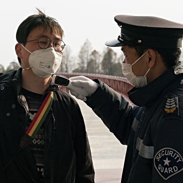 Ένας Ισπανός που ζει στην Κίνα περιγράφει το άμεσο μέλλον μας