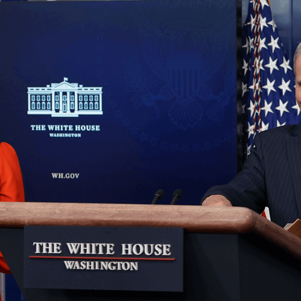 Ο Dr. Anthony Fauci παραδέχεται ότι του έφυγε ένα βάρος