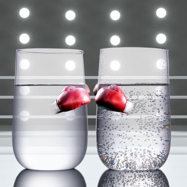 'Μεταλλικό ή Ανθρακούχο'; Το ευαίσθητο θέμα του νερού στα εστιατόρια