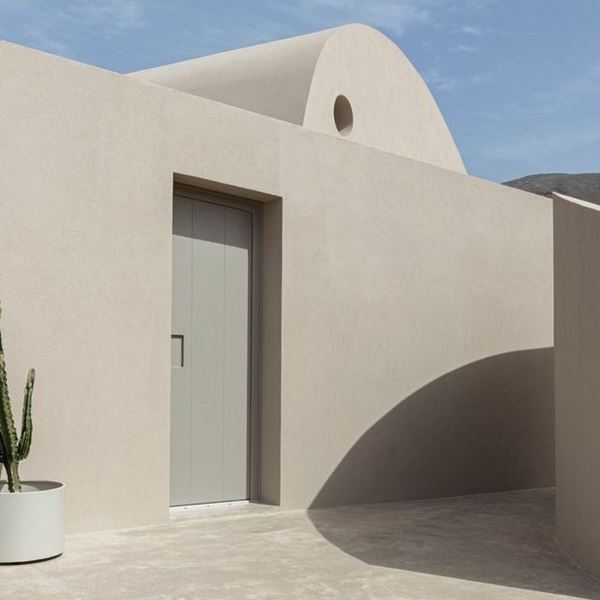 Μία κατοικία στη Σαντορίνη που εμπνέεται από το φυσικό τοπίo