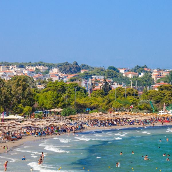 Πόσο κοστίζει η είσοδος στις οργανωμένες παραλίες της Αττικής