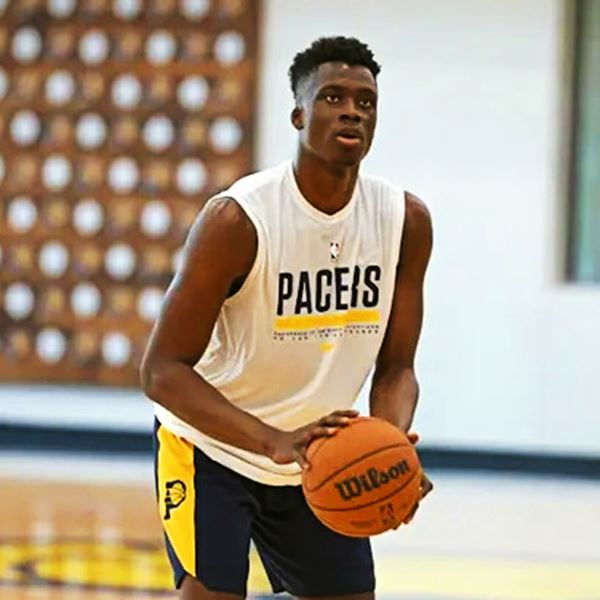 Η ώρα του Άλεξ Αντετοκούνμπο