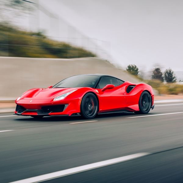 Γιατί τα περισσότερα σπορ αυτοκίνητα είναι κόκκινα