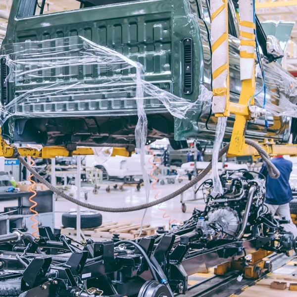 Ο παγκόσμιος πληθωρισμός και τα εργοστάσια της Κίνας