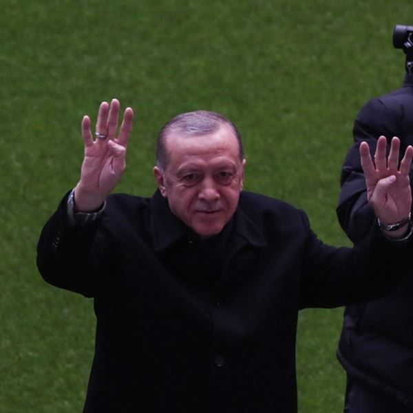 Πώς μεταφράζονται οι ξαφνικές "αγάπες" Erdogan - Sisi