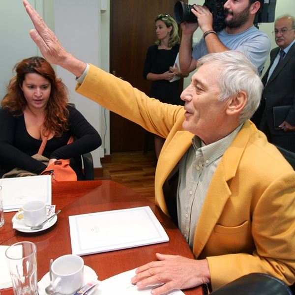 Ο Δημοσθένης Βεργής πήρε κυριολεκτικά μία ψήφο, το Twitter οργιάζει