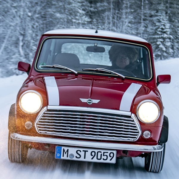 H θρυλική ιστορία του MINI Cooper