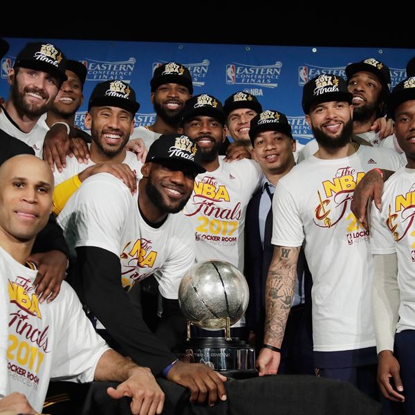 Ένα άχρηστο τρόπαιο από το NBA με αγάπη