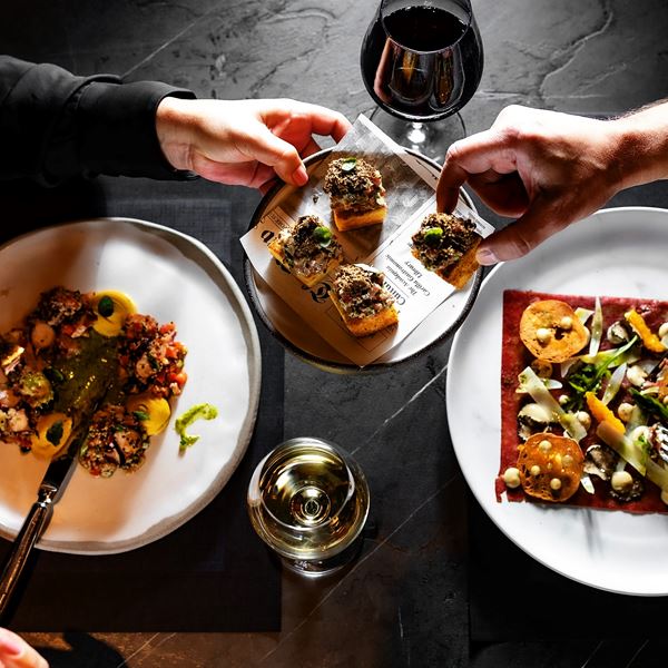 Πού τρώει και πίνει τώρα η Αθήνα