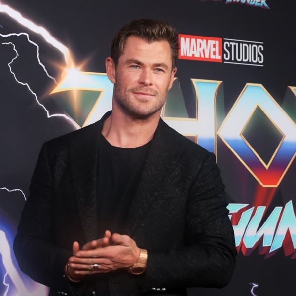To workout του Chris Hemsworth που μπορείς να κάνεις στο σπίτι