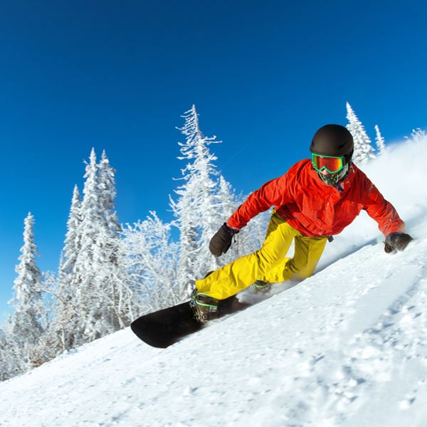 Καίγοντας τρελές θερμίδες με προπόνηση στα χιόνια