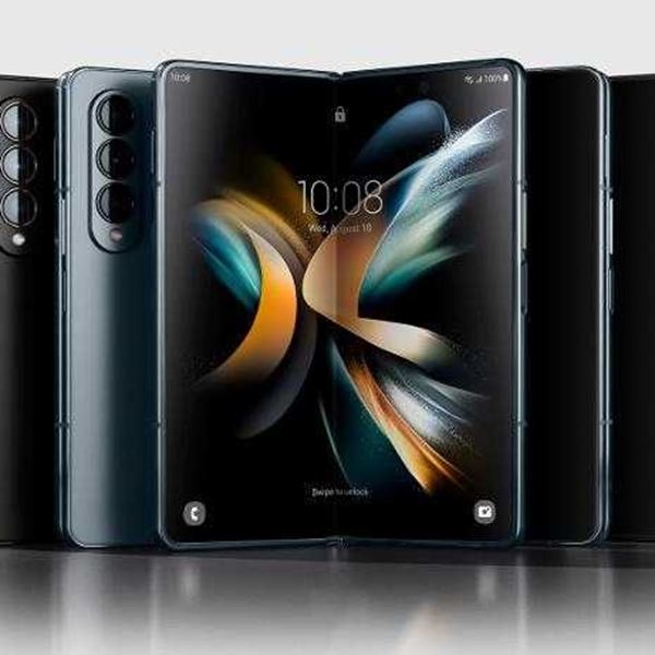 Η τέταρτη γενιά αναδιπλούμενων smartphones είναι εδώ