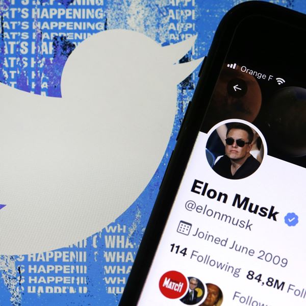 Η διαμάχη Twitter και Elon Musk καλά κρατεί