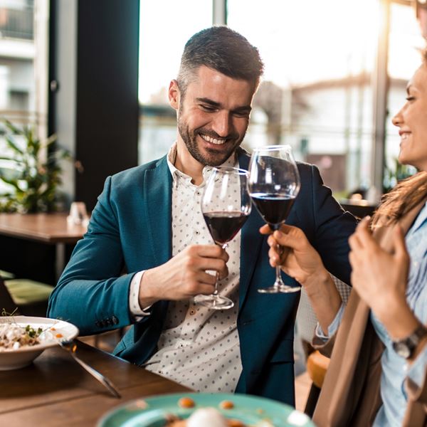 Καμία έκπληξη, οι φιλικές σχέσεις με τους πρώην δεν είναι καλή ιδέα