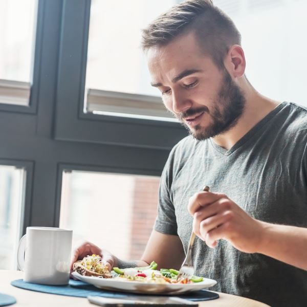 Το καλύτερο πρωινό για ενέργεια και μνήμη ελέφαντα, σύμφωνα με τους ειδικούς