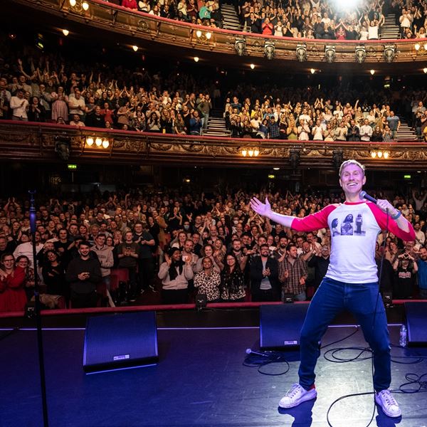 Russell Howard, ο MVP της κωμωδίας