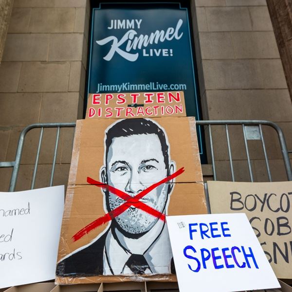 Η επιστροφή του Jimmy Kimmel στον "αέρα" -Τι ανέφερε η Disney