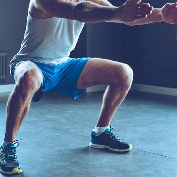 2 σύντομες και αποτελεσματικές ασκήσεις για ατσάλινα πόδια