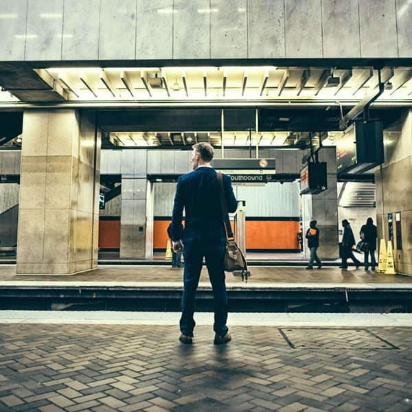 Πρώτη μέρα στα ΜΜΜ μετά την άρση των μέτρων, οι φωτογραφίες