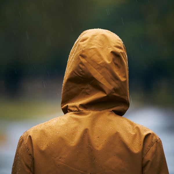 Γιατί είναι καλύτερο να περπατάς όταν βρέχει