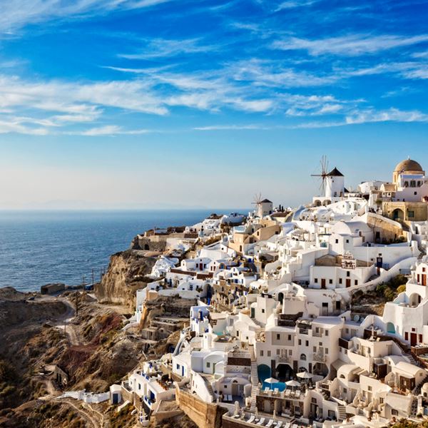 Στο ομορφότερο χωριό του κόσμου, τη φθηνότερη εποχή